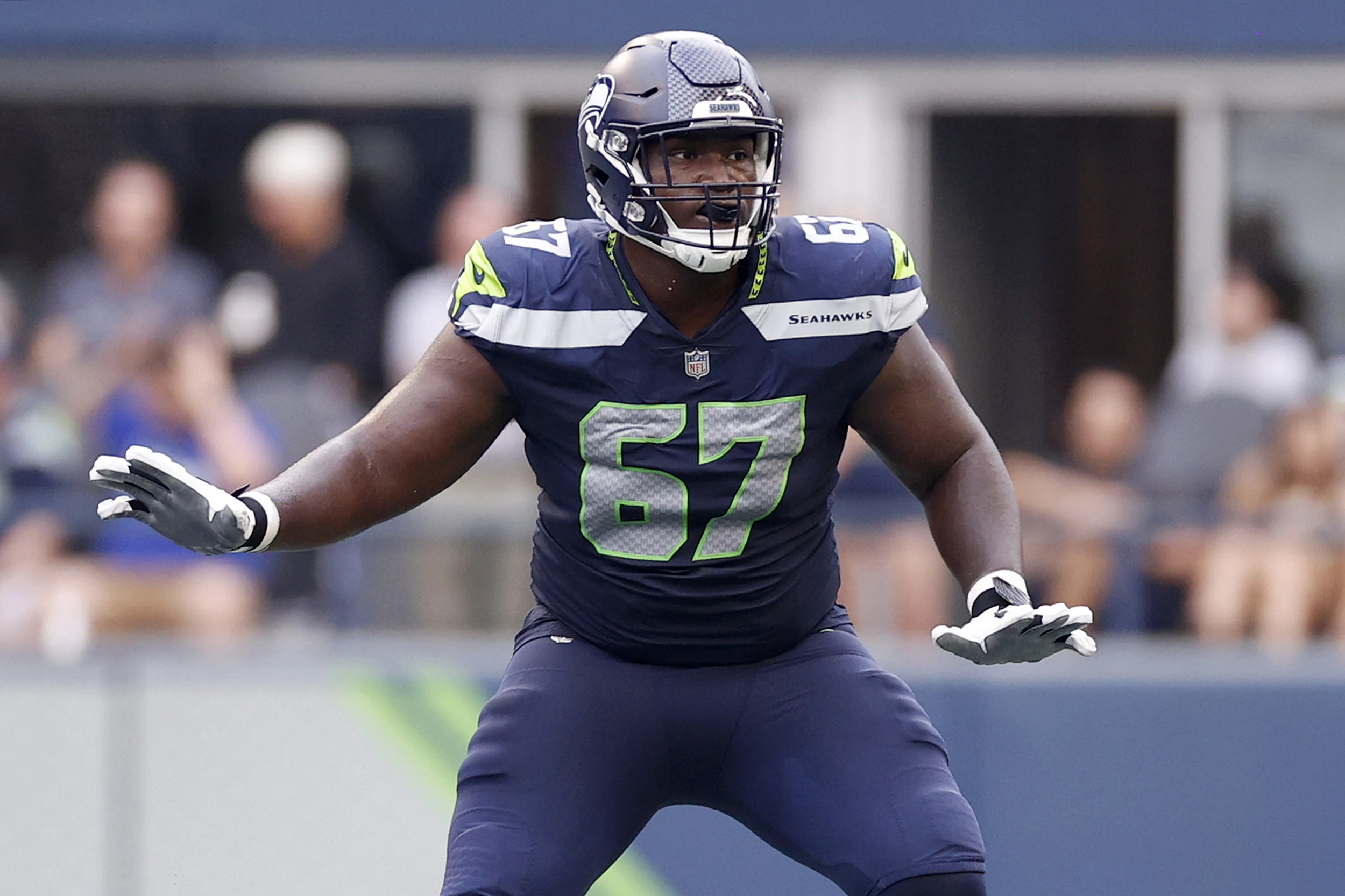 Seattle Seahawks select OT Charles Cross #9 Overall