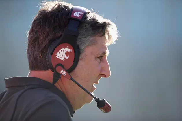 Former WSU Coach Mike Leach Not Expected to Survive Heart Attack