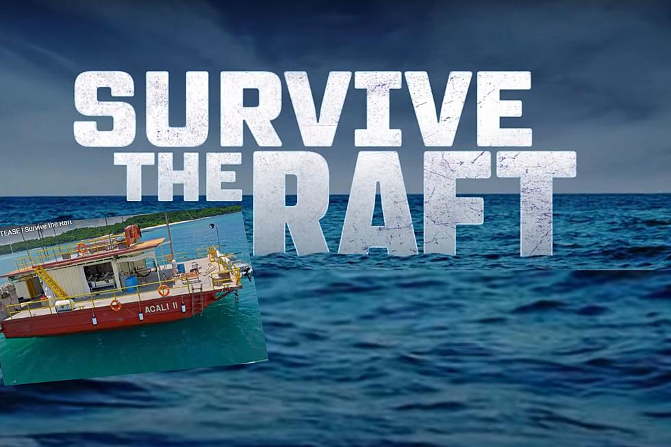 Ex-Seahawk Hosts New Survivor-like Streaming Show on a Huge Raft