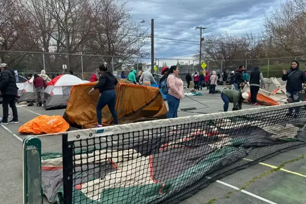 Homeless Camp Suddenly Appears on Seattle HS Tennis Courts