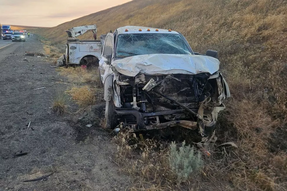 One Injured in a Two-Vehicle Rollover on I-82 South of Kennewick