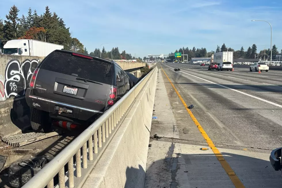 Motorcycle Crash Involving Two Cars Causes Delays on I-5 Near SR-516