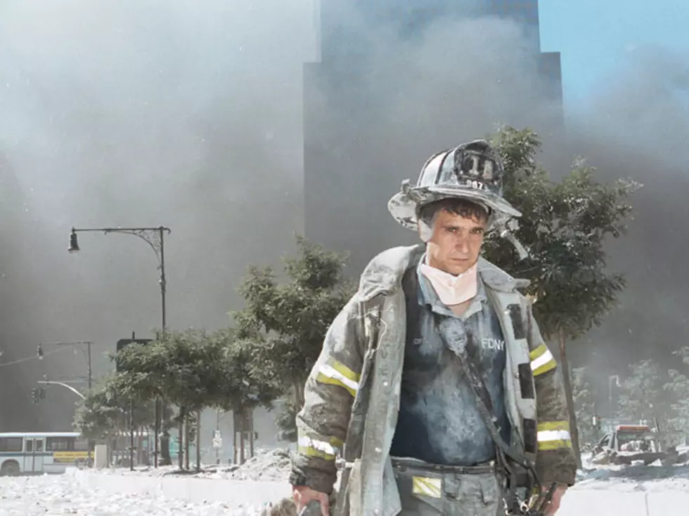 A Look Back at Iconic Images of 9/11/01 [PHOTOS]