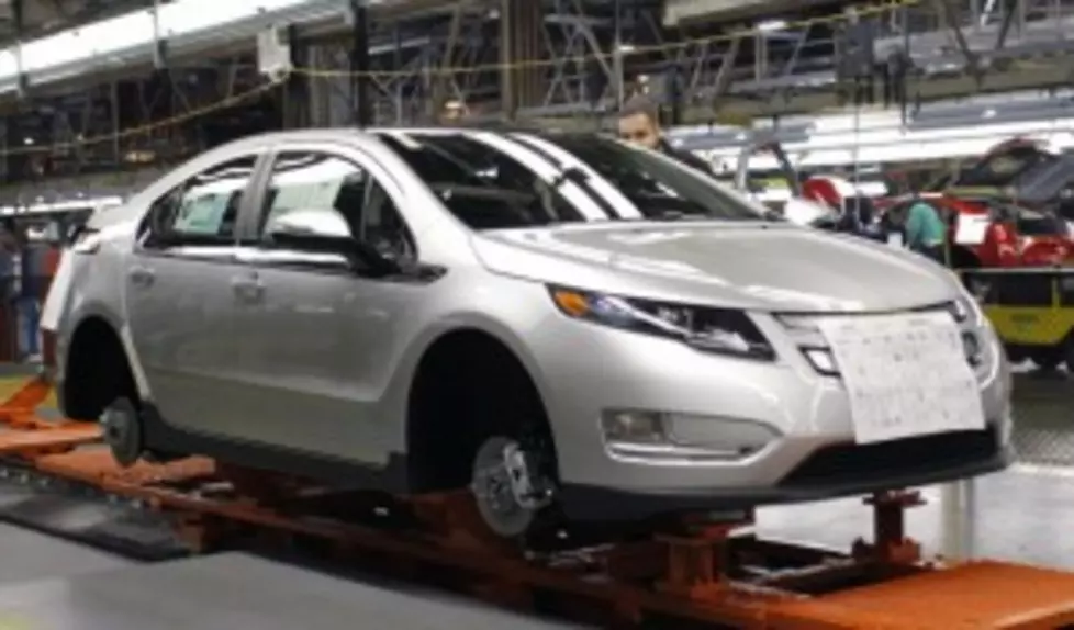 Chevy Temporarily Halts Volt Production