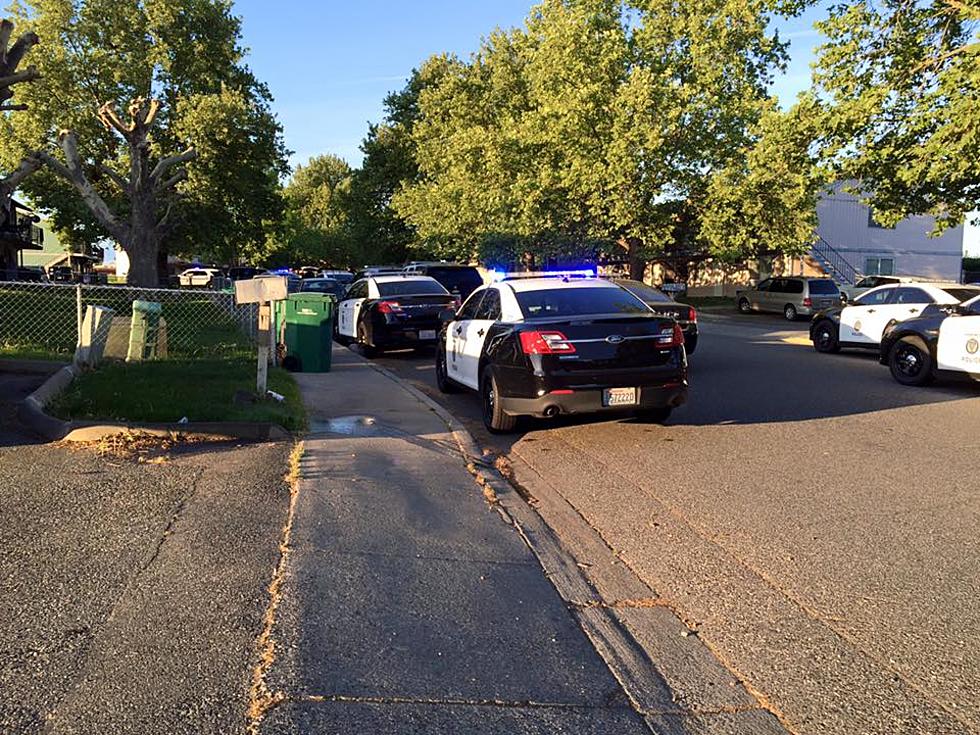 Kennewick Man Arrested After Stand Off, Accused of Stabbing Two People