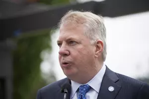 Controversy Grows As Seattle Mayor Accused of Teen Sex Abuse in Lawsuit