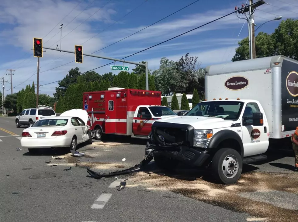 Delivery Driver Runs Red Light, Triggers Crash