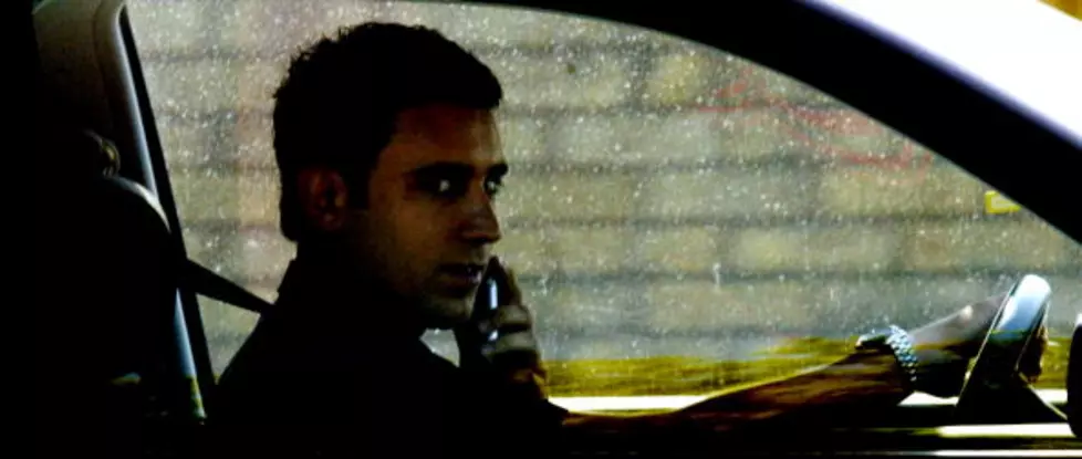 Is Fear of Missing Out (FOMO) Killing Texting-Talking Drivers Behind Wheel?