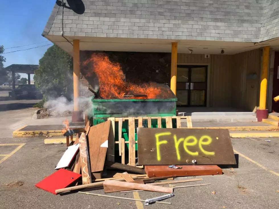 Suspicious Dumpster Fire Battled at Closed Pasco Eatery [VIDEO]