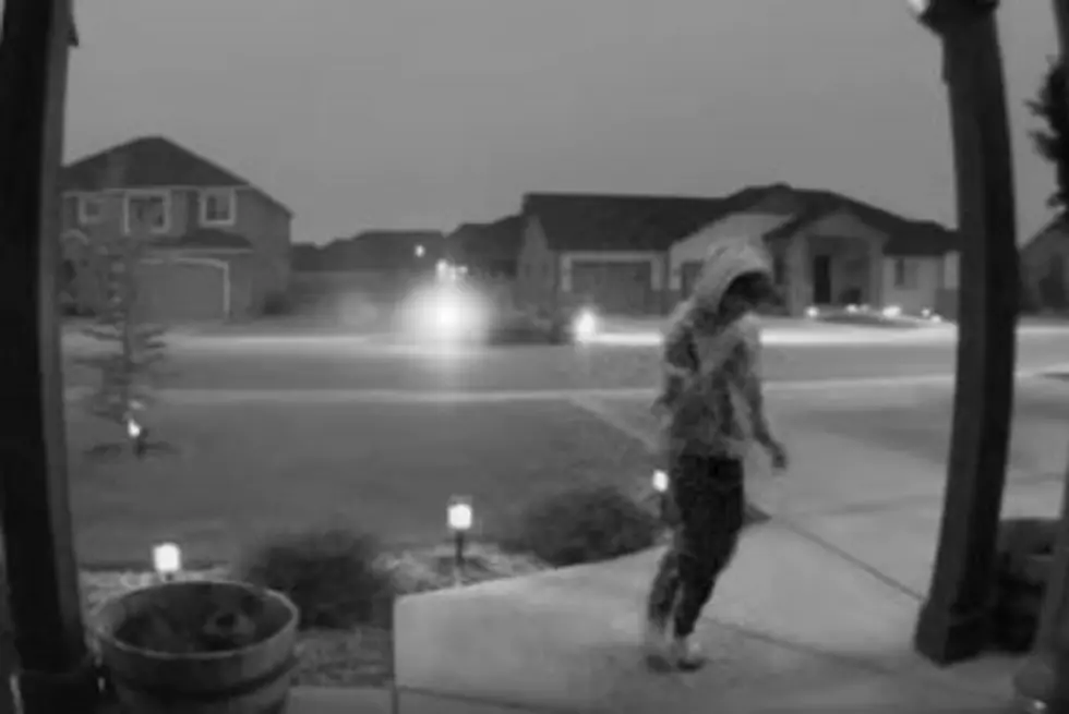West Richland Cops Share Porch Pirate Grinch Video