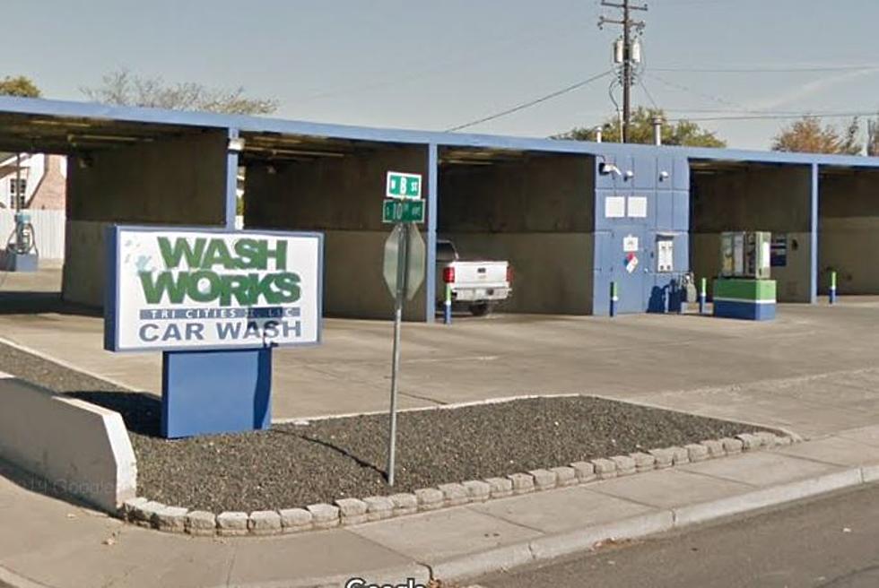 Victims Robbed at Gunpoint at Pasco Car Wash