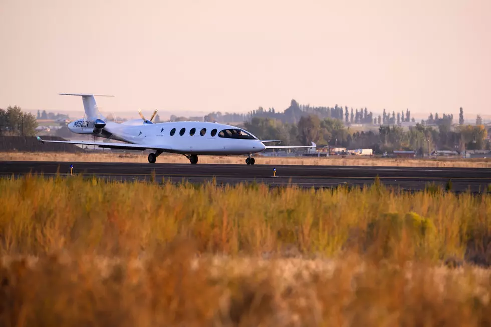 Would You Fly On an Electric Airliner? It’s Here in WA Already