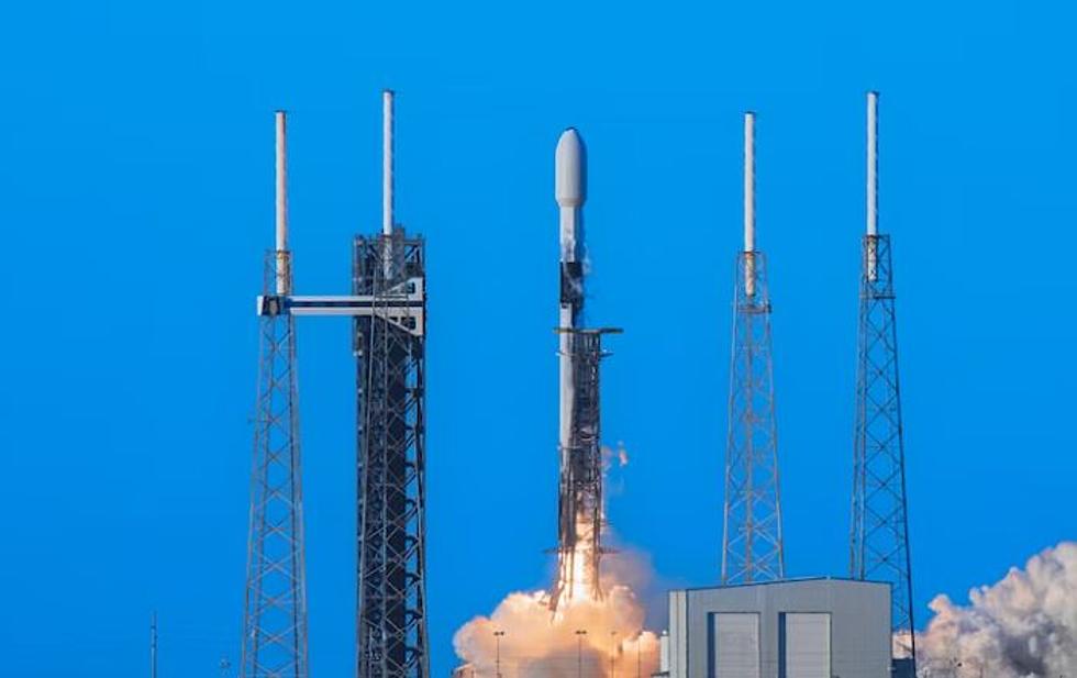 US SpaceForce Launches Six New Missile Defense Satellites