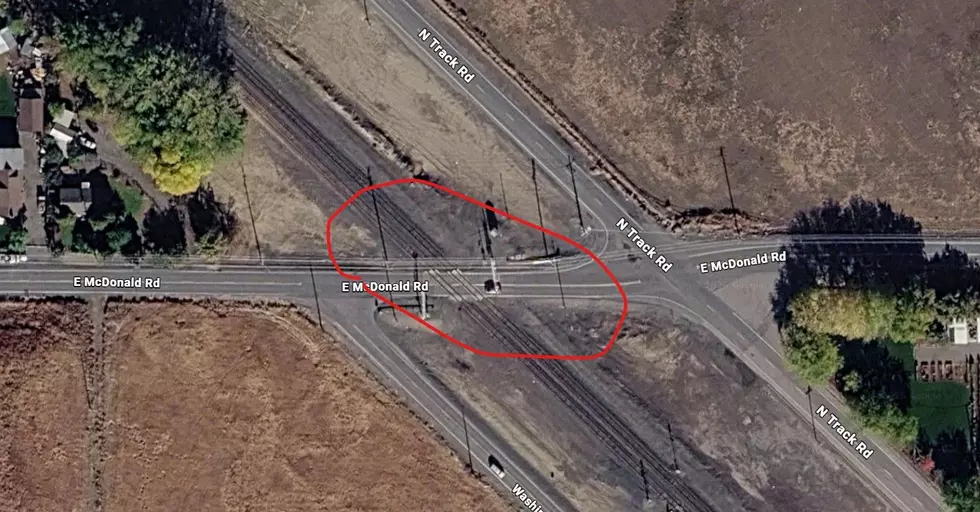 Fatal railroad crash scene---google earth