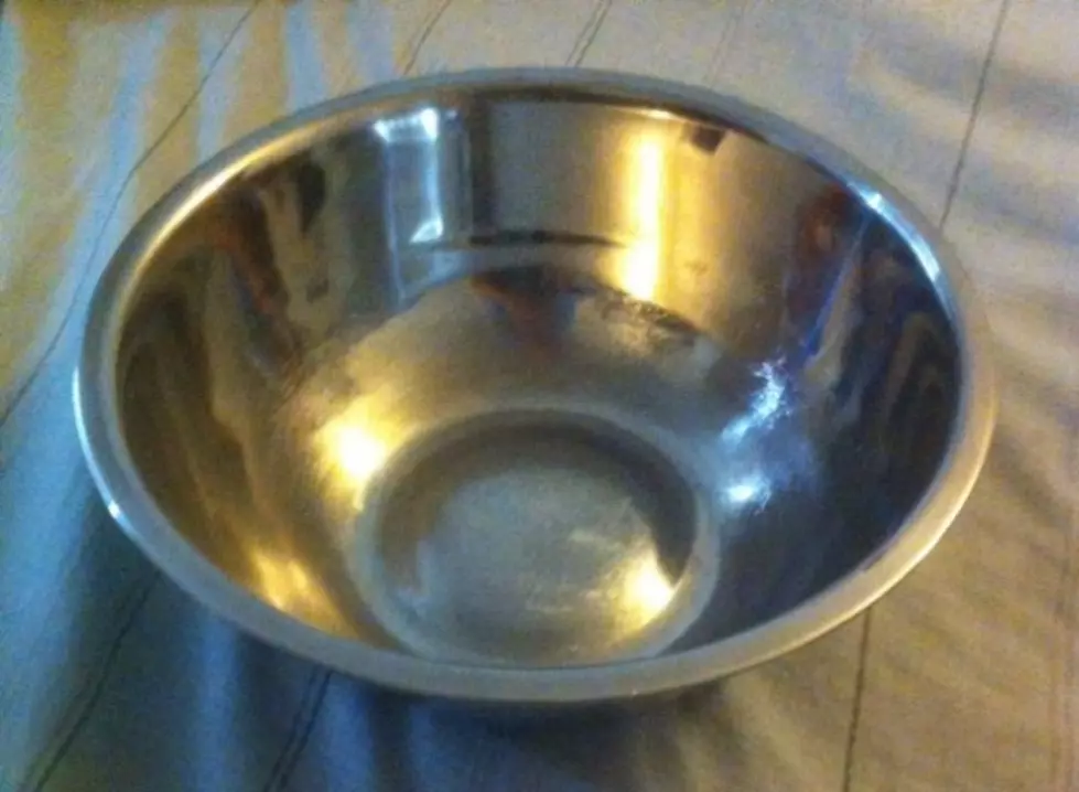 Mixing Bowls Come In Three Sizes &#8211; Small For Mixing Liquids, Medium For Mixing Dry and Large For Throwing Up In
