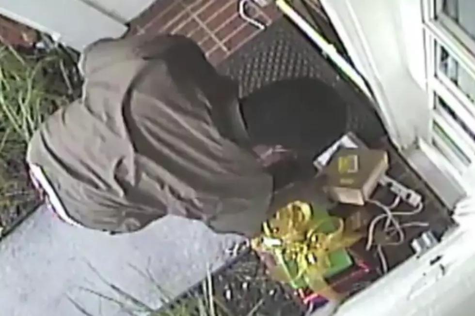 UPS Guy Caught Stealing iPad That FedEx Delivered Moments Earlier