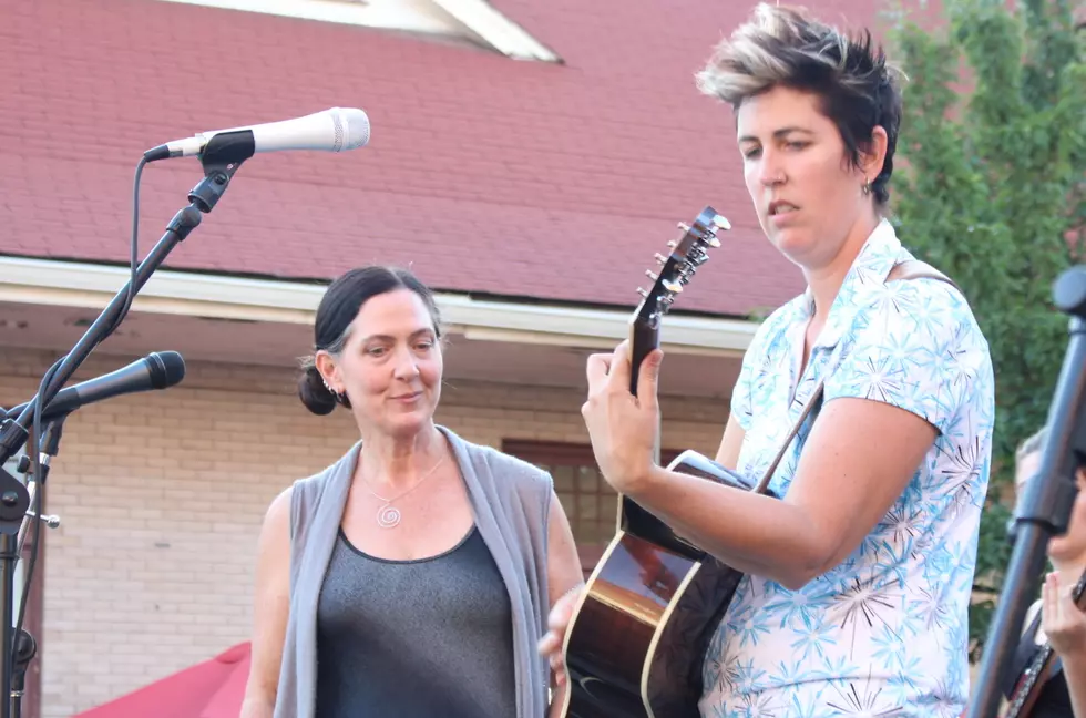 Downtown Summer Nights: Yakima Reconnects With Old Friends Camille Bloom, Snug Harbor [PHOTOS]