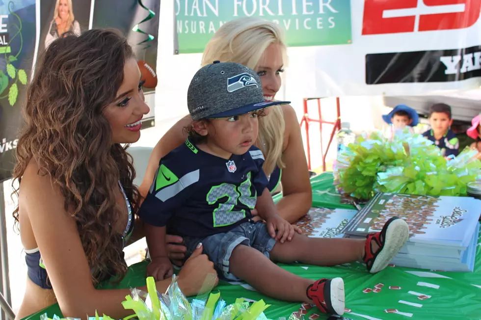 Sea Gals Drew a Crowd at Our Booth at the Moxee Hop Festival! [PHOTOS, VIDEO]