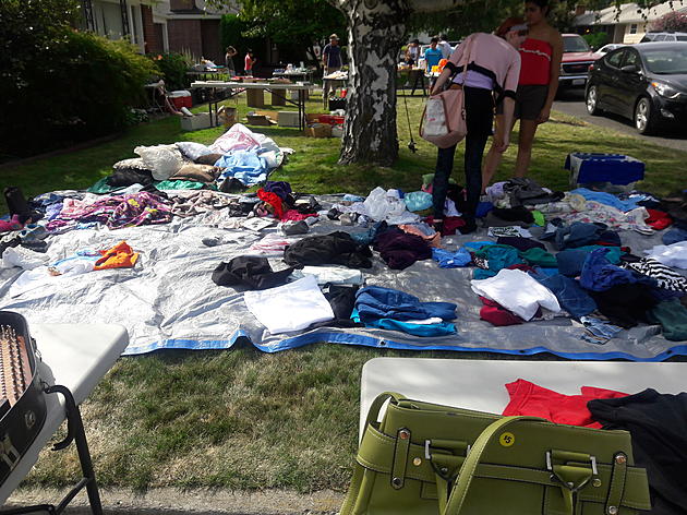 Top 5 Reasons Why I Hate Your Yard Sale [LIST]