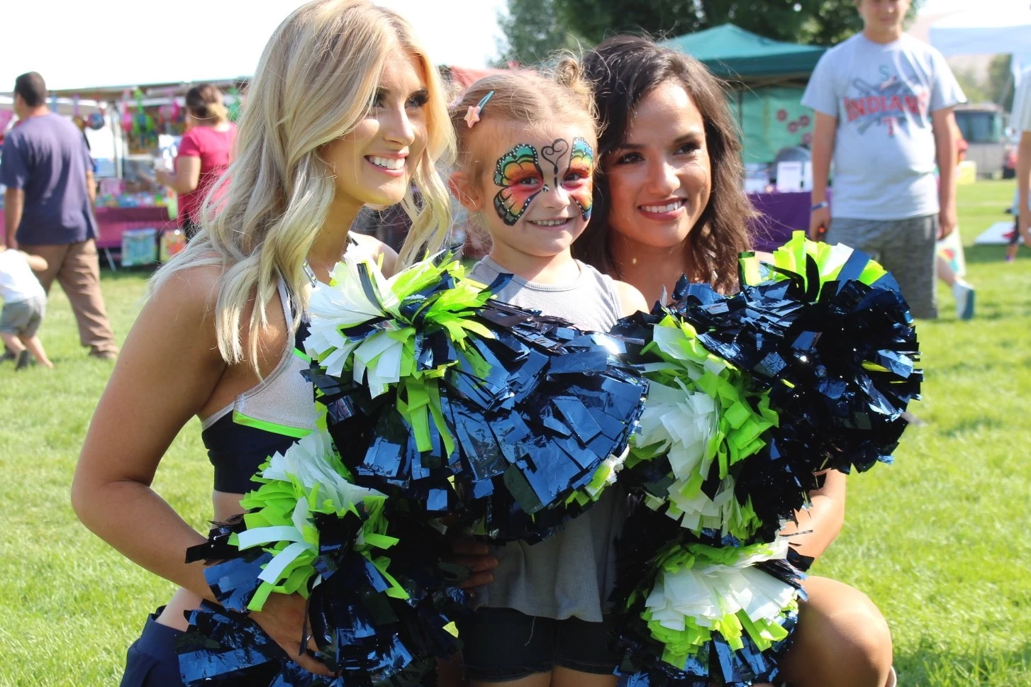 Olympia Area Sea Gals Cheer On Seahawks - ThurstonTalk