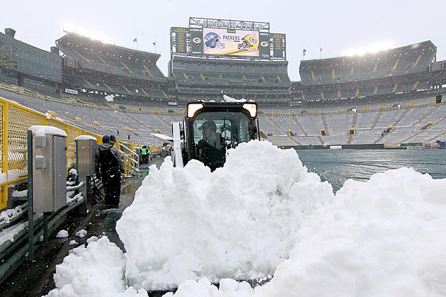 Green Bay Packers Ask Fans to Shovel Snow Before Seahawks Game
