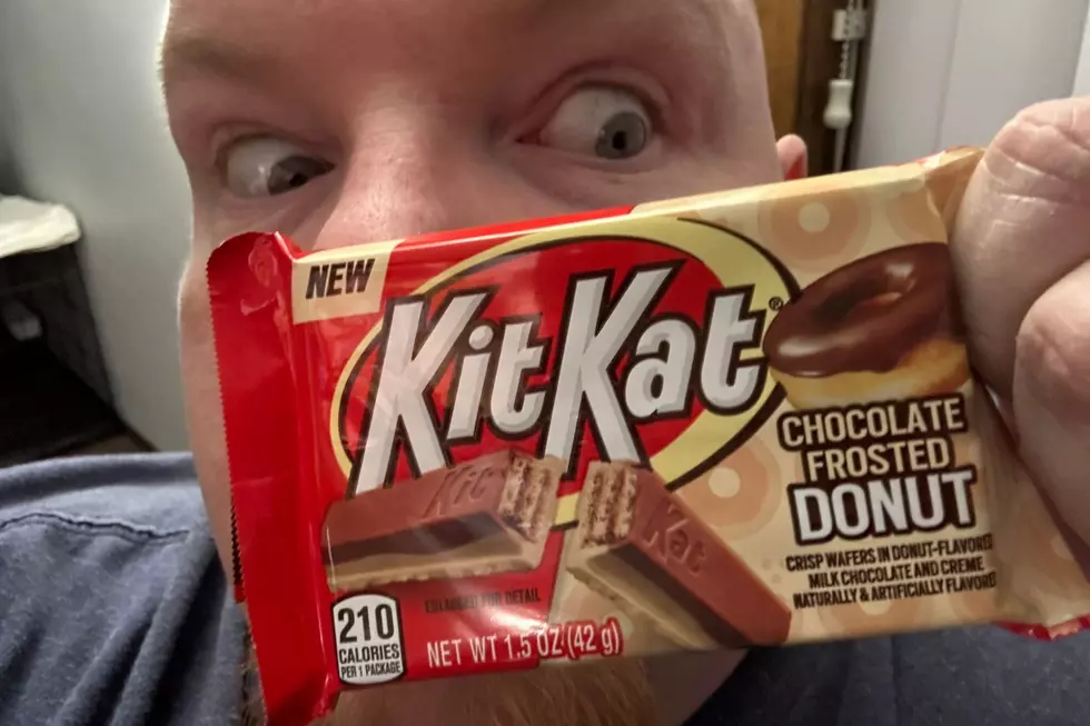 Chocolate Frosted Donut Kit Kat Found In Yakima! Review!