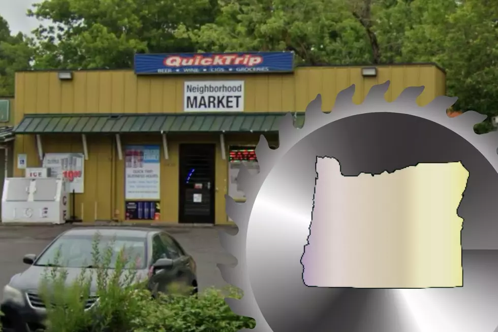 VIDEO: Oregon Man Dodges Saw Blade While Entering Liquor Store