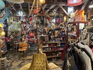 Somewhere In Time / That 70s Shoppe New Location!