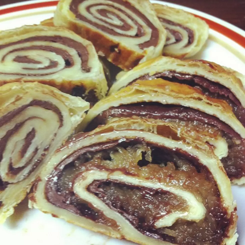 Pear and Nutella Rolls You Can Make Using Three Ingredients [RECIPE]