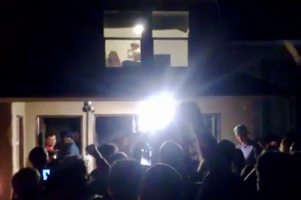 Young Couple Spotted Through Window After ‘Hooking Up’ at Party [VIDEO]