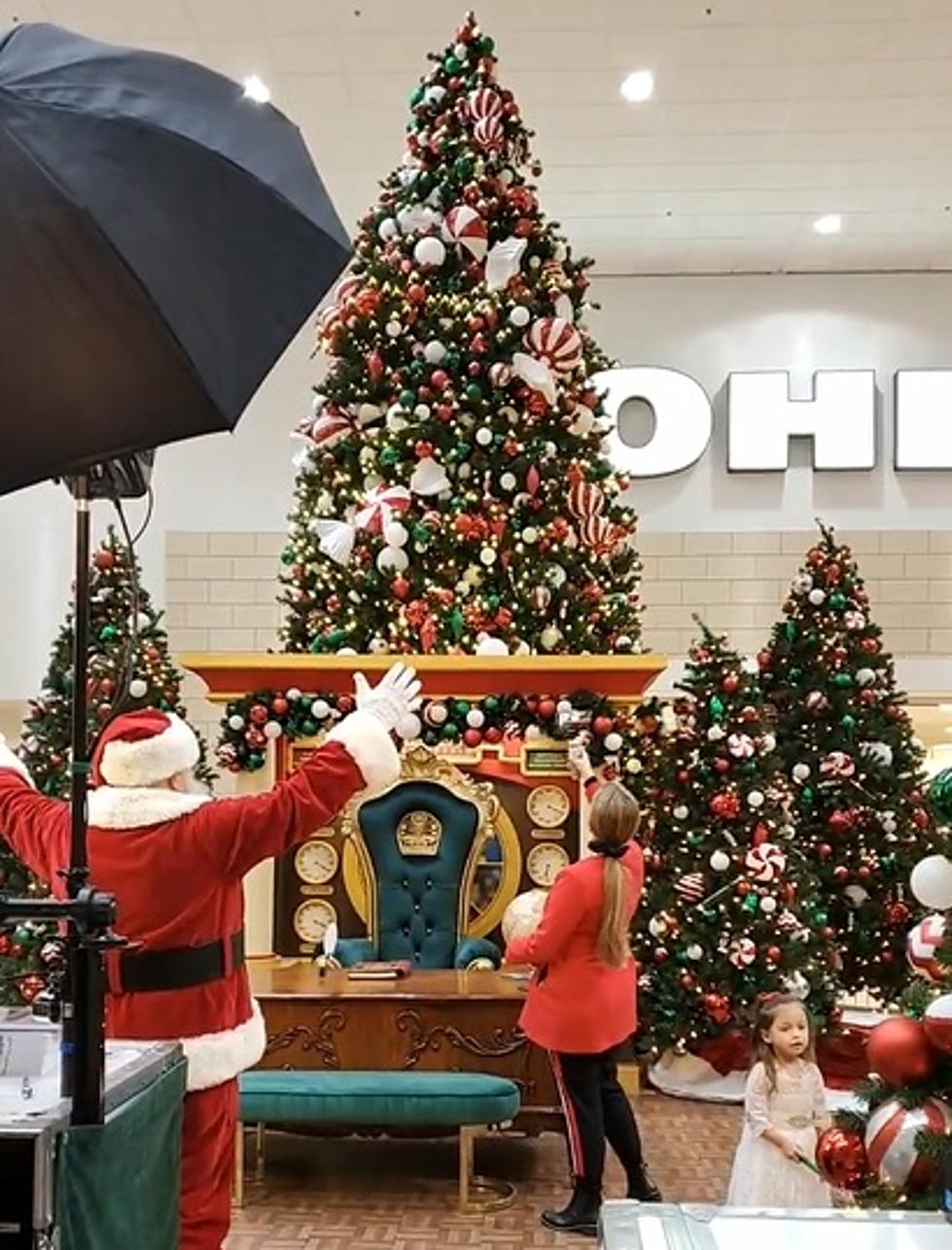 Santa Has Made His Grand Entrance at Valley Mall! (Gallery)
