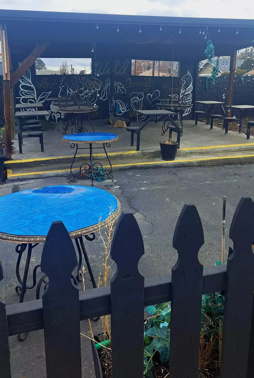 Patio at 1510 Summitview Ave in Yakima