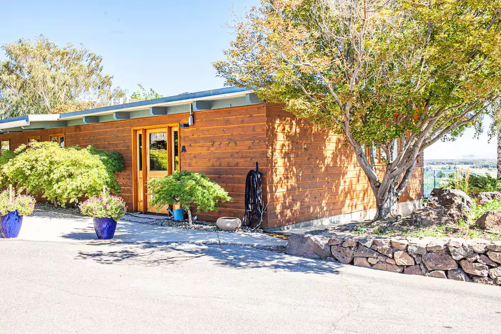 Freehand Cellars