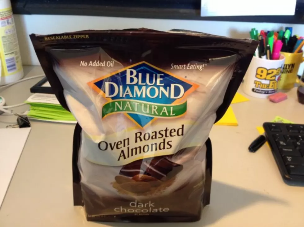 Food Review: Blue Diamond Dark Chocolate Almonds