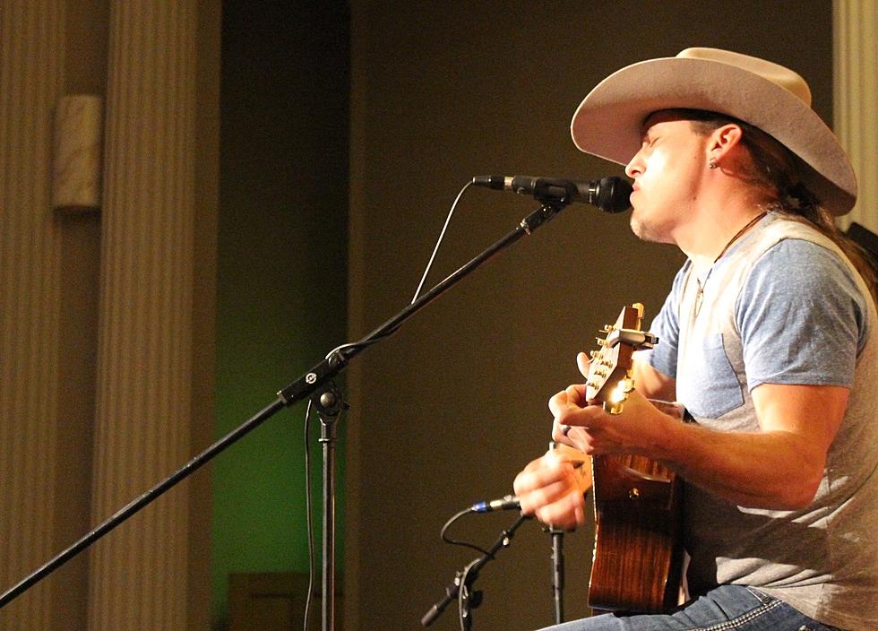 Jason Michael Carroll, American Honey Warm Up Yakima With a Smooth Acoustic Show [PHOTOS]