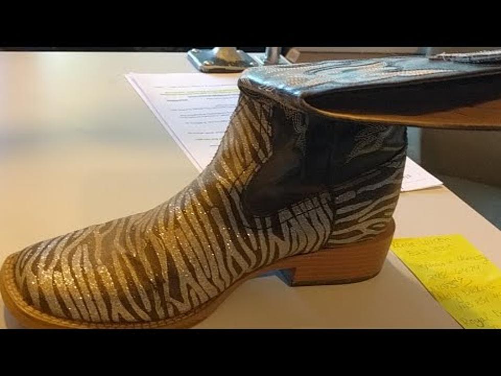 Cleaning Dirty Cowboy Boots with Canned Air – Will It Work?