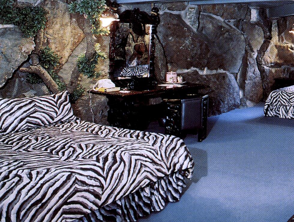 Is It Time for Waterbeds to Make a Comeback? [POLL]