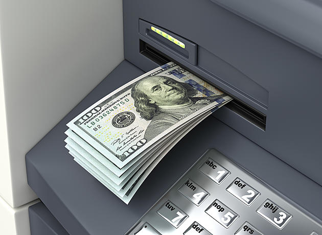 An ATM Malfunctioned and Spit Out $100s Instead of $10s!