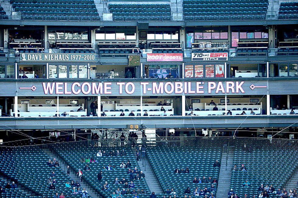 Five Mouthwatering Foods To Try At T-Mobile Park!