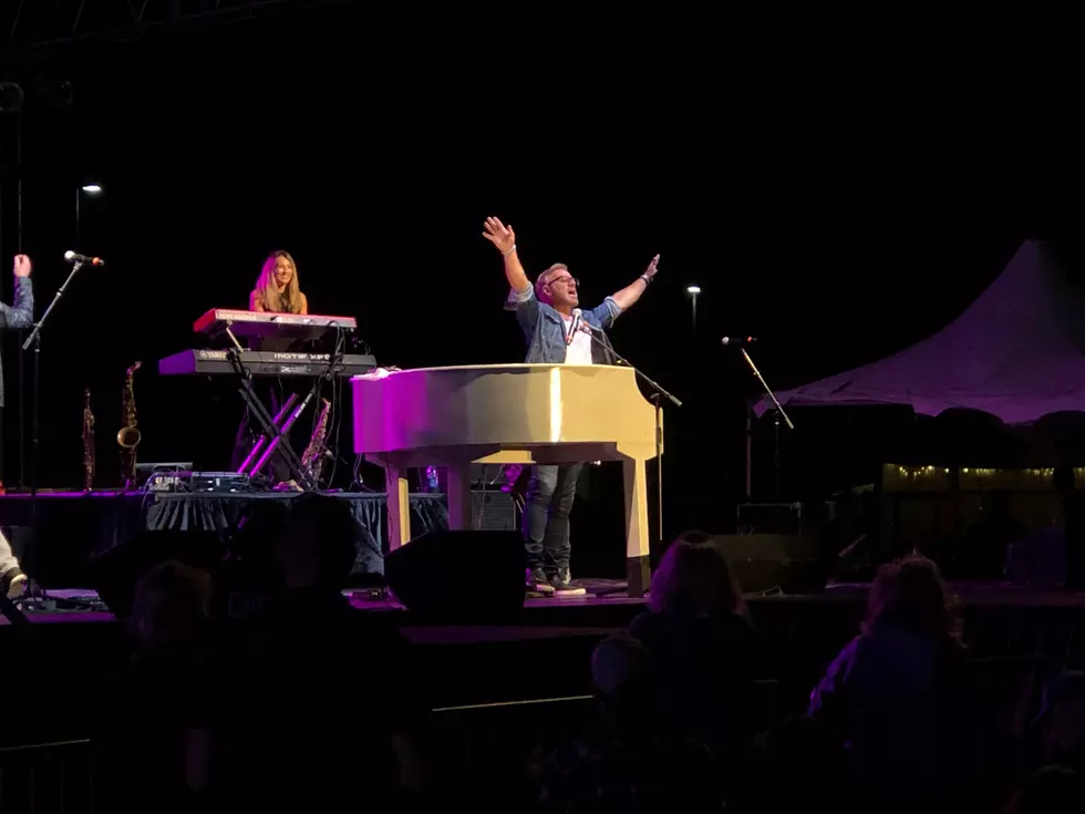 Phil Vassar Filled in for Josh Turner &#8212; and Didn&#8217;t Disappoint!