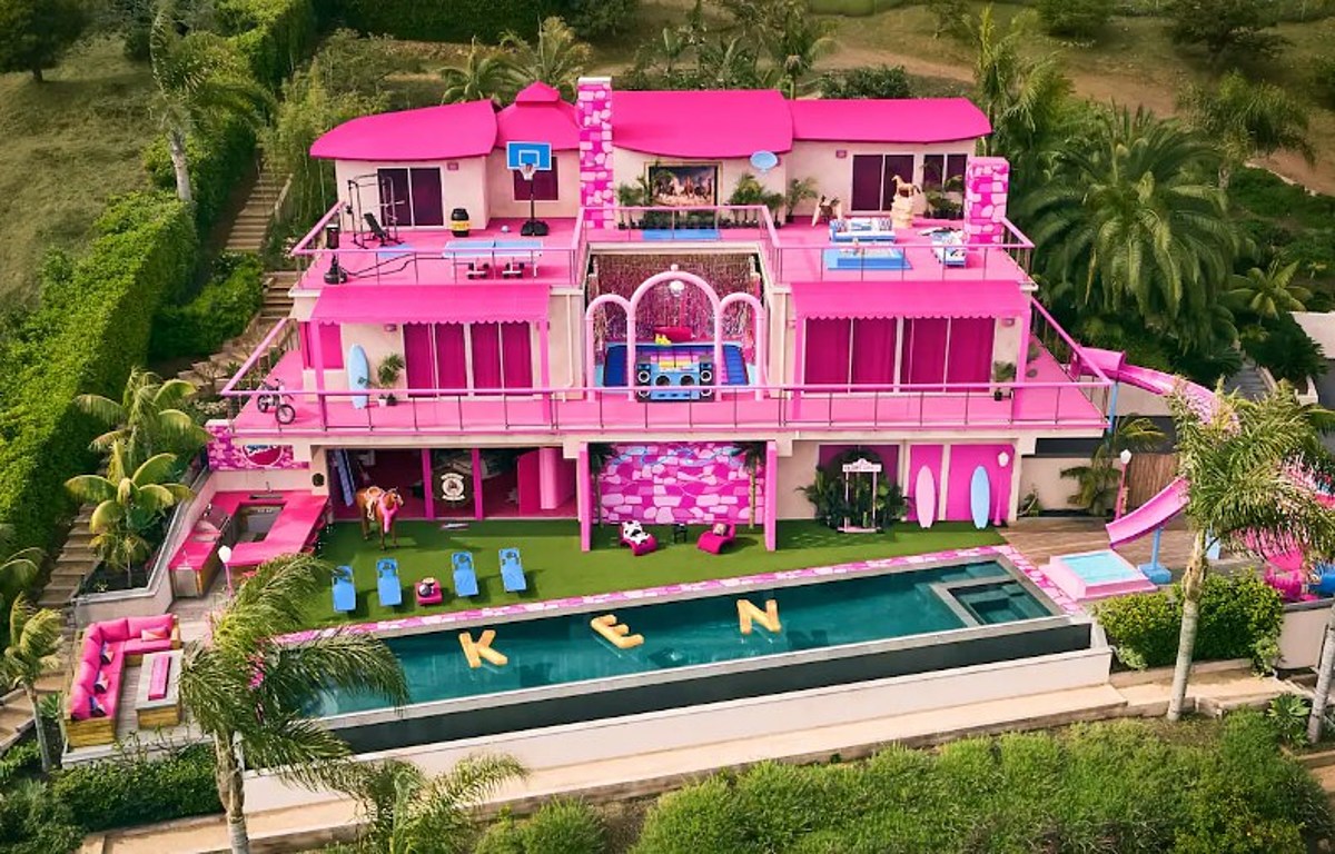 Jeffree Star Gives a Tour of His New Massive 'Dream Home Castle
