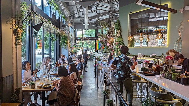 One Step Inside this WA Restaurant and You&#8217;d Think You Were in an Italian Garden
