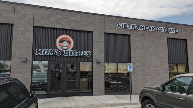 Mom&#8217;s Dishes Officially Open for &#8216;Grand Opening&#8217; Friday, Sept. 15