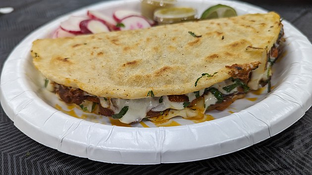 You Need to Try This &#8216;Quesadillo&#8217; at the Newest Mexican Restaurant in Yakima