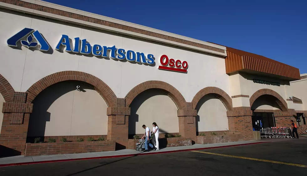 Albertson's Requests Folks Refrain From Open Carry in Stores