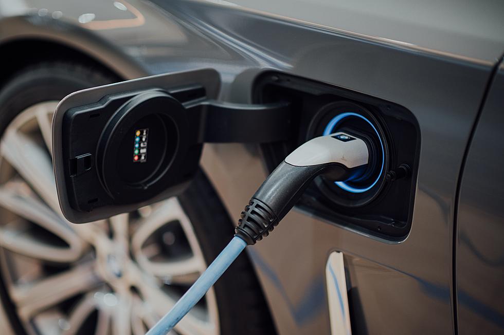 Could We See An “Gas” Station For Electric Cars Coming Soon?