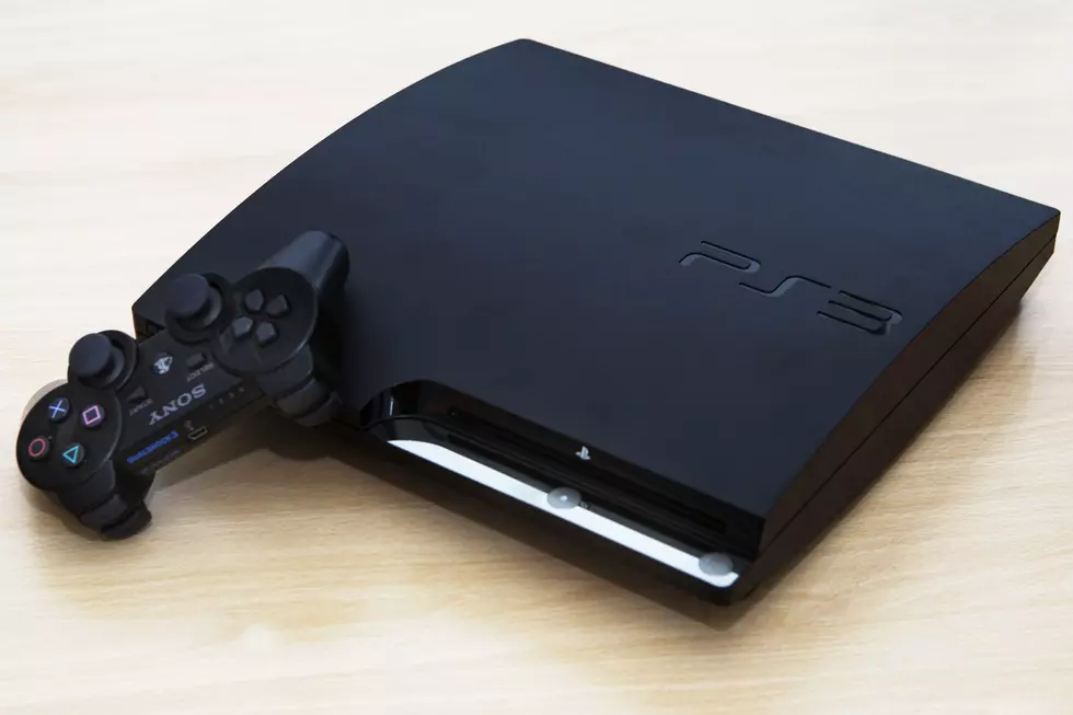 Playstation Network Gets Hacked [VIDEO]