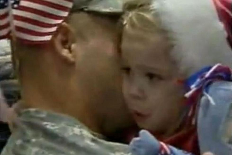 Eight Heartwarming Videos of Soldiers’ Surprise Homecomings [VIDEOS]