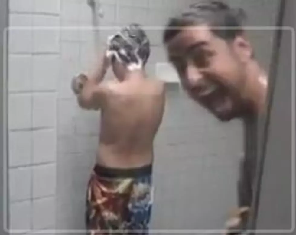 Easy and Fun Prank: Never Ending Shampoo [VIDEO]