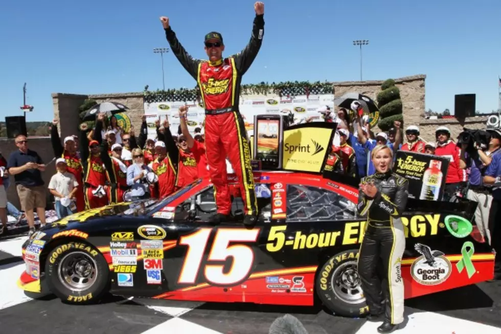NASCAR &#8211; Clint Bowyer Wins at Sonoma [PICTURES]